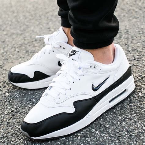 nike air max one zwart leer|Air Max 1 Nike.